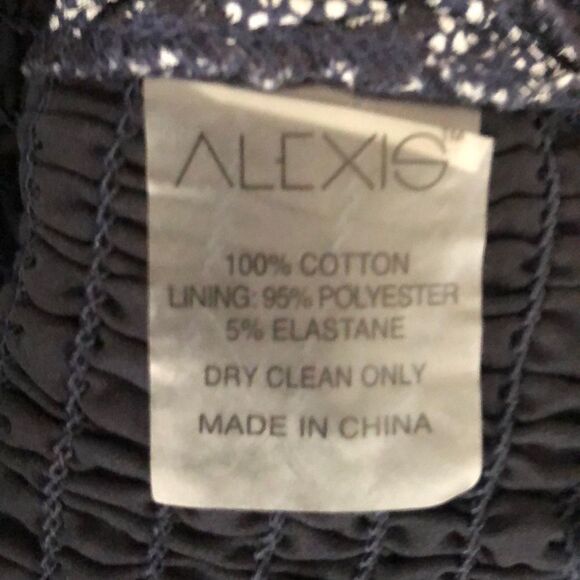 Alexis Jordana Floral Smocked Top Sz XS - Picture 10 of 10